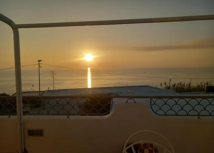 Tramonto Sul Mare アパート イスキア島