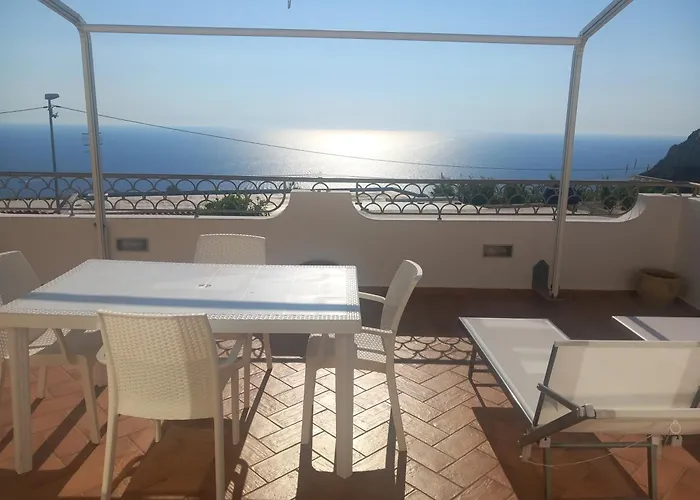 Tramonto Sul Mare アパート イスキア島